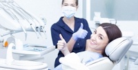 <b>Скидка до 92%.</b> Комплексная гигиена полости рта, экспресс-отбеливание или установка одной пломбы в стоматологической клинике Dental7