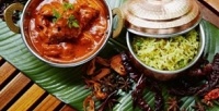 Блюда и напитки в индийском кафе Tandoor & Grill