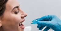 Ультразвуковая чистка зубов и по технологии AirFlow, полировка на Каширской в сети стоматологий «ЛидерСтом» (1710 руб. вместо 5700 руб.)