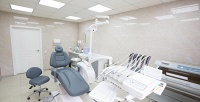 <b>Скидка до 62%.</b> Гигиена полости рта, отбеливание или реставрация зубов в клинике «Тари Стом»