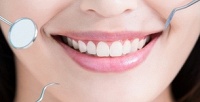 <b>Скидка до 64%.</b> Комплексная ультразвуковая чистка зубов и чистка AirFlow в стоматологии Vipdent