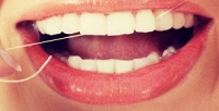 <b>Скидка до 65%.</b> Ультразвуковая чистка зубов, чистка AirFlow и лечение кариеса в стоматологии Valya Dent