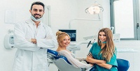 Любые стоматологические услуги в клинике «КристАл». <b>Скидка до 78%</b>