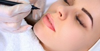 Перманентный макияж («микроблейдинг») бровей, губ или век в косметологическом кабинете «Мята». <b>Скидка до 60%</b>
