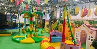 <b>Скидка до 51%.</b> Бронирование банкетной зоны, посещение детской игровой площадки «Территория детства „Джунгли“»