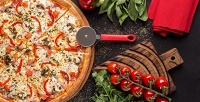 Пицца от пиццерии «ПиццаФабрика» со скидкой 50%