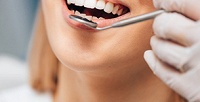 <b>Скидка до 82%.</b> Гигиеническая чистка зубов с полировкой и фторированием в стоматологическом центре Miracle Dent