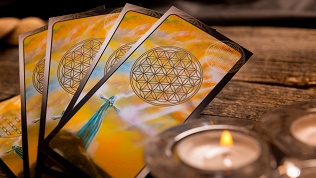 <b>Скидка до 70%.</b> Расклады на Таро или рунах, нумерологический прогноз, ченнелинг от мастера Екатерины Ефремовой