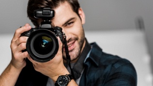 <b>Скидка до 70%.</b> Онлайн-курсы по фотографии от школы «От А до Я»