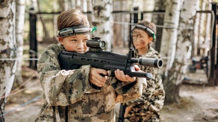 <b>Скидка до 20%.</b> 1, 2 или 3 часа игры в лазертаг в River-Club