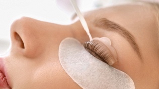 <b>Скидка до 55%.</b> Оформление ресниц и бровей от мастера Анастасии Кургановой