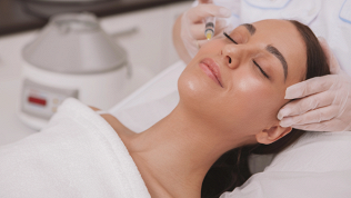 <b>Скидка до 60%.</b> Инъекционные процедуры в клинике косметологии White Clinic