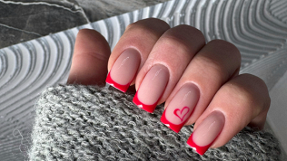 <b>Скидка до 32%.</b> Маникюр и педикюр с покрытием гель-лаком в салоне Beauty Security