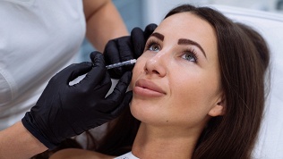 <b>Скидка до 93%.</b> Инъекции ботокса, подтяжка кожи 3D-мезонитями, плазмотерапия, биоревитализация, процедуры для укрепления и стимуляции роста волос в центре красоты и здоровья «Архитектура красоты XXI век»