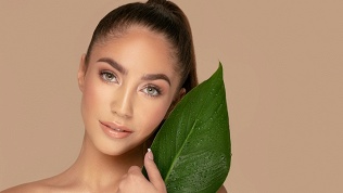 <b>Скидка до 60%.</b> Наращивание ресниц, ламинирование ресниц и бровей, архитектура бровей с окрашиванием краской или хной от мастера Оксаны Шабалиной