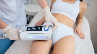 <b>Скидка до 91%.</b> 1 или 3 месяца безлимитного посещения роликового массажа с термокомпрессией в студии коррекции фигуры Estetica