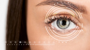 Лазерная коррекция зрения по технологии SuperLasik в медицинской клинике «Центр глазного здоровья» (39 200 руб. вместо 80 000 руб.)
