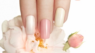 <b>Скидка до 53%.</b> Маникюр и педикюр с покрытием гель-лаком от мастера Ксении