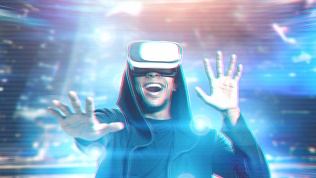 <b>Скидка до 54%.</b> 60 минут игры в шлеме HTC Vive Pro 2 и Oculus Quest 2 в клубе виртуальной реальности Global VR