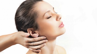 <b>Скидка до 67%.</b> Чистка, массаж лица или уходовые комплексы в студии эстетики лица «Это по любви»