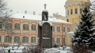 <b>Скидка 15%.</b> Автобусный тур «Повесть о земле Рязанской» по маршруту Москва — Рязань — Константиново — Зарайск — Москва от туроператора «Невские сезоны» (15 215 руб. вместо 17 900 руб.)