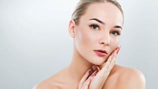 <b>Скидка до 52%.</b> Ультразвуковая чистка, сеансы пилинга, классический массаж лица или с альгинатной маской в школе-студии красоты Miss_sugarspa