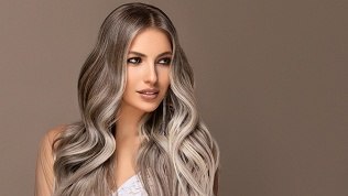 <b>Скидка до 61%.</b> Сложное и простое окрашивание, стрижка, уход для волос от мастера Карины Шовкринской