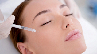 <b>Скидка до 93%.</b> Инъекции ботокса, подтяжка кожи 3D-мезонитями, плазмотерапия, биоревитализация, процедуры для укрепления и стимуляции роста волос в центре красоты и здоровья «Архитектура красоты XXI век»