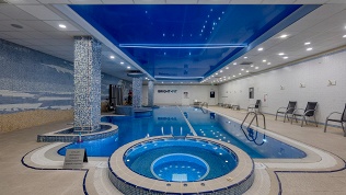 <b>Скидка 30%.</b> 1 месяц посещения фитнес-клуба с бассейном и SPA Bright Fit (4200 руб. вместо 6000 руб.)