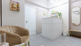 <b>Скидка до 52%.</b> Ультразвуковая чистка, биотоки или фотодинамическая терапия лица с LED-лампой в салоне красоты «Отдыхай и худей»