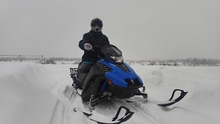 <b>Скидка до 20%.</b> Катание на снегоходе от компании «МотоКвадроКлуб»