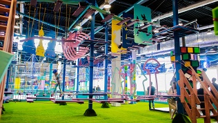 <b>Скидка до 40%.</b> Целый день развлечений в ТРК «Седанка Сити» в семейном парке активного отдыха Fun City