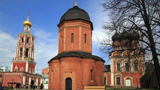 <b>Скидка 15%.</b> Билет на экскурсию «Древнейшие монастыри Москвы» от компании «Московиты» (1785 руб. вместо 2100 руб.)