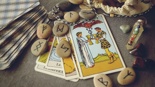 <b>Скидка до 50%.</b> Расклад карт Таро от экстрасенса Якубова Хуршеда