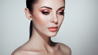 Наращивание ресниц, архитектура бровей в салоне LS_Beauty Room