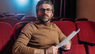 <b>Скидка до 20%.</b> Билет на спектакль «Что делать с выгоранием?» от «Театр.doc» со скидкой 20%