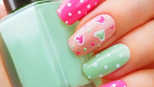 <b>Скидка до 32%.</b> Маникюр и smart-педикюр с покрытием гель-лаком в студии Татьяны Блинниковой