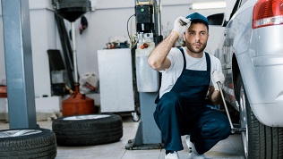 <b>Скидка до 50%.</b> Шиномонтаж 4 колес автомобиля размером от R12 до R21 от «Шиномонтажа на стоянке ЯМЗ»