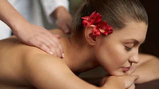 <b>Скидка до 85%.</b> 30, 60 или 90 минут массажа в SPA-салоне «Зеленая линия»