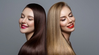 <b>Скидка до 60%.</b> Стрижка, укладка, окрашивание и уход за волосами от мастера Мрасы