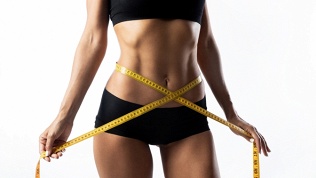 <b>Скидка до 91%.</b> Роликовый массаж с термокомпрессией в центре косметологии и эстетики «Ед-си»