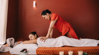 <b>Скидка до 30%.</b> Тайский массаж в салоне Crown Thai SPA