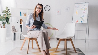 <b>Скидка до 50%.</b> 3, 5 или 10 индивидуальных занятий с репетитором по базовым предметам от школы программирования PuzzleCode