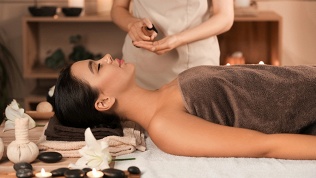 <b>Скидка до 50%.</b> SPA-программы в международной студии лифтинга Idol Face