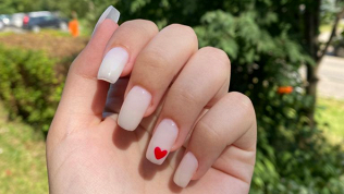<b>Скидка до 60%.</b> Маникюр и педикюр в салоне красоты Wonderful Nails