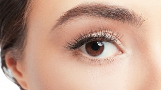 <b>Скидка до 51%.</b> Оформление ресниц и бровей от мастера Оксаны