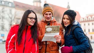 <b>Скидка 20%.</b> Билет на экскурсию «Тверской бульвар. Рождественская сказка» от экскурсионного агентства «Лучший город Земли» (400 руб. вместо 500 руб.)