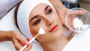 <b>Скидка до 32%.</b> Чистка, пилинг, карбокситерапия или массаж лица от косметолога Кристины