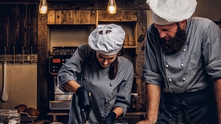 <b>Скидка до 52%.</b> Мастер-класс по кулинарии от мастерской «Дом Вареника»