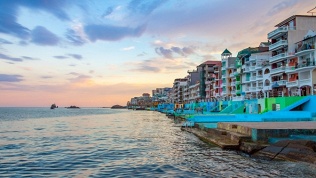 <b>Скидка до 30%.</b> Отдых на берегу Черного моря с питанием в гостевом доме «Летучая мышь»